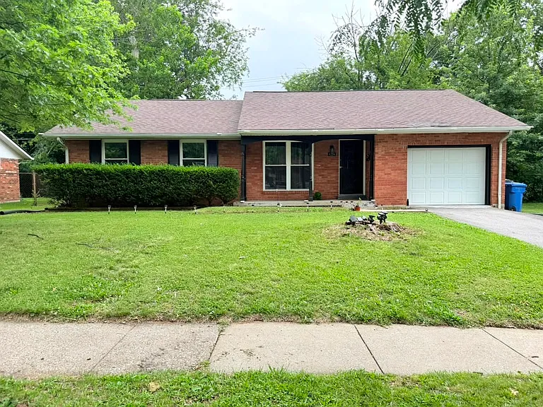 1254 Bordeaux Dr — Photo 6