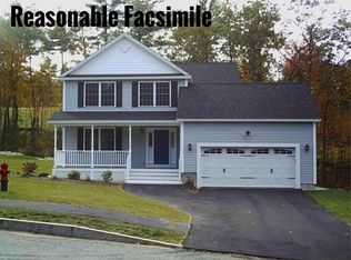 264 University Cir, Hooksett, NH 03106