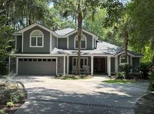 65 Crooked Pond Dr, Hilton Head Island, SC 29926