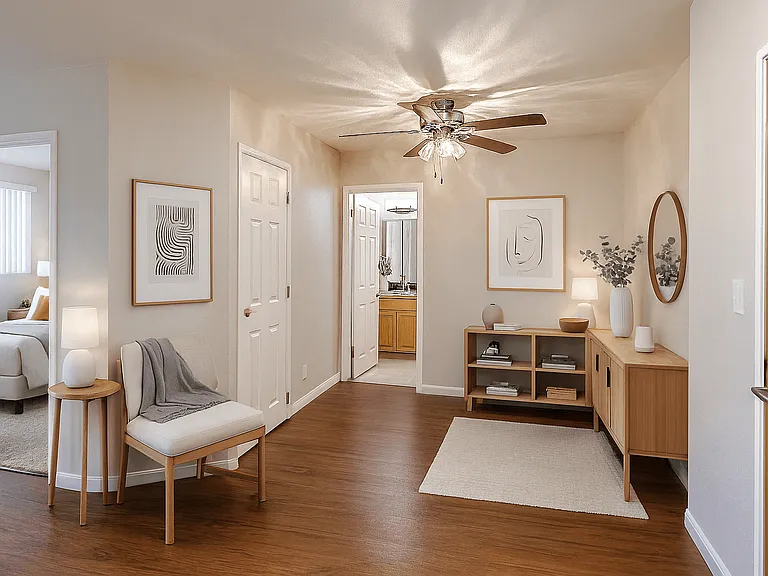 Broadway Towers Apartments — Photo 3