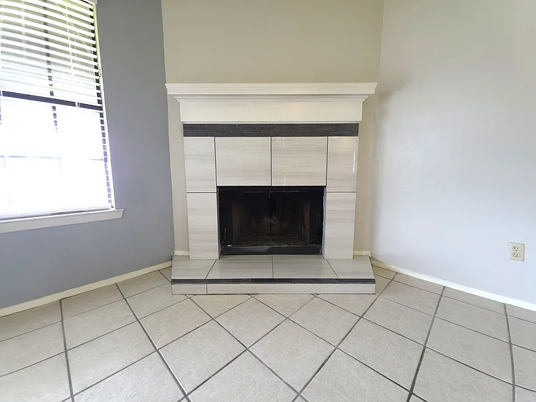 400 W South Town Dr #204 — Photo 14