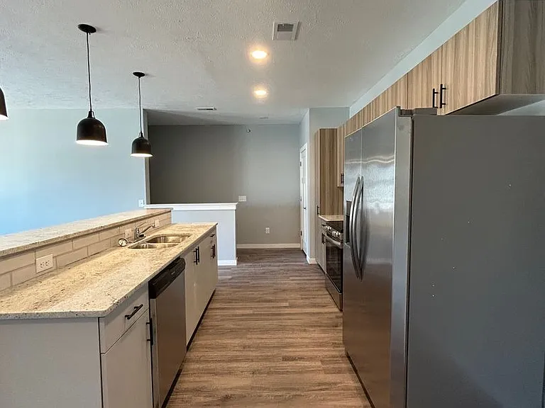 2723 Adams St — Photo 36