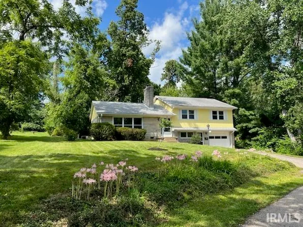 1809 E Longwood Ct E, Bloomington, IN 47401