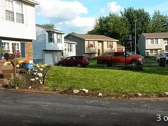 2nd image of 100 Bedford Farm Cir