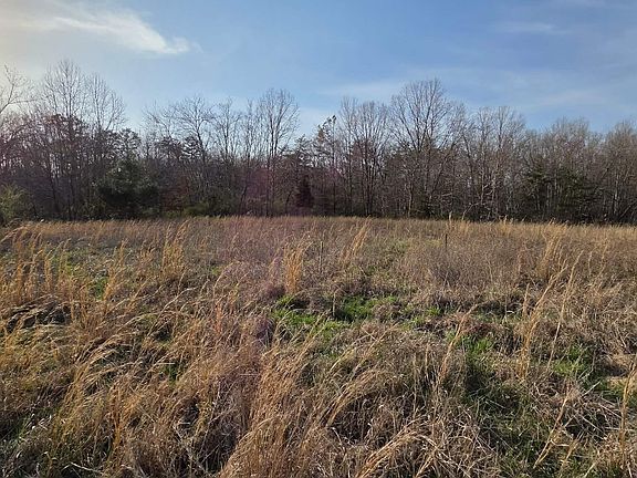 3rd image of W End Rd