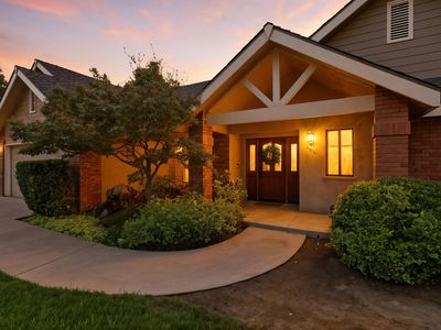 2923 S Johnson Street, Visalia, CA, 93277