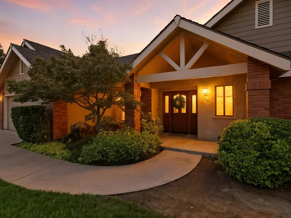 2923 S Johnson Street, Visalia, CA 93277