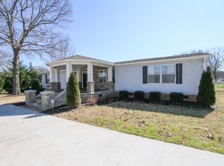 9 Ellison Lake Rd, Williamston, SC 29697