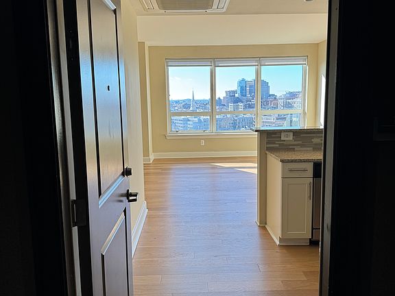2nd image of 248 N Christopher Columbus Blvd #1601