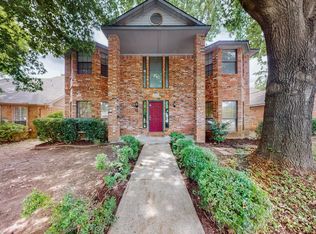 1523 Allen Dr, Cedar Hill, TX 75104