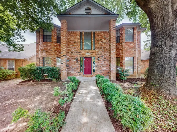 1523 Allen Dr, Cedar Hill, TX 75104