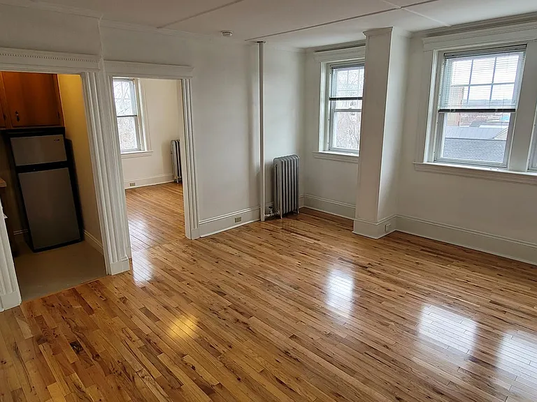 42 N State St #9A — Photo 8
