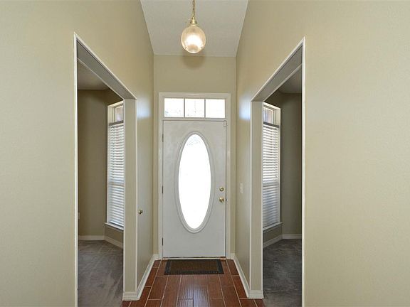 5th image of 4665 Winterdale Dr