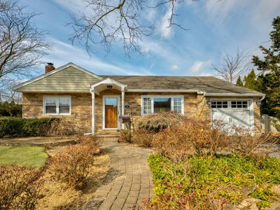30 Linwood Avenue, Farmingdale, NY, 11735