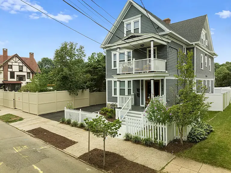 20 Hobart St #1 — Photo 24