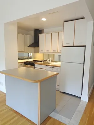 Rented by Citi Habitats | media 50