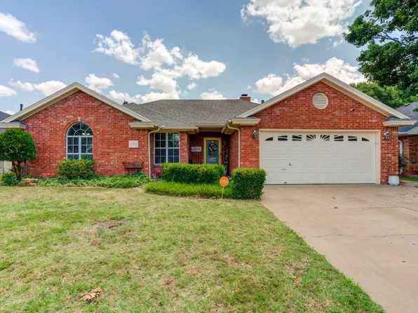 5709 86th St, Lubbock, TX 79424