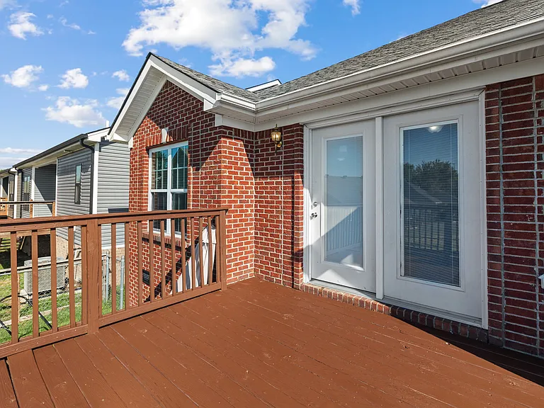 261 Palmer Dr — Photo 20