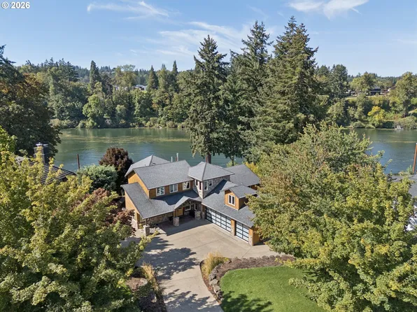 24649 NE Butteville Rd, Aurora, OR 97002