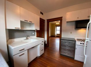 5222 Lorain Ave #UR, Cleveland, OH