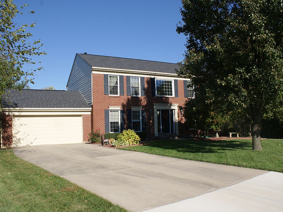 1st image of 111 Stillwater Dr