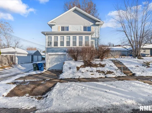 2111 Mississippi Ave, Davenport, IA 52803