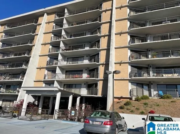 1300 Beacon Pkwy E Unit 103, Birmingham, AL 35209