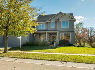 6442 Granite Dr NW, Rochester, MN 55901