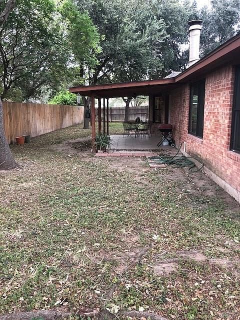2nd image of 2201 River Dr