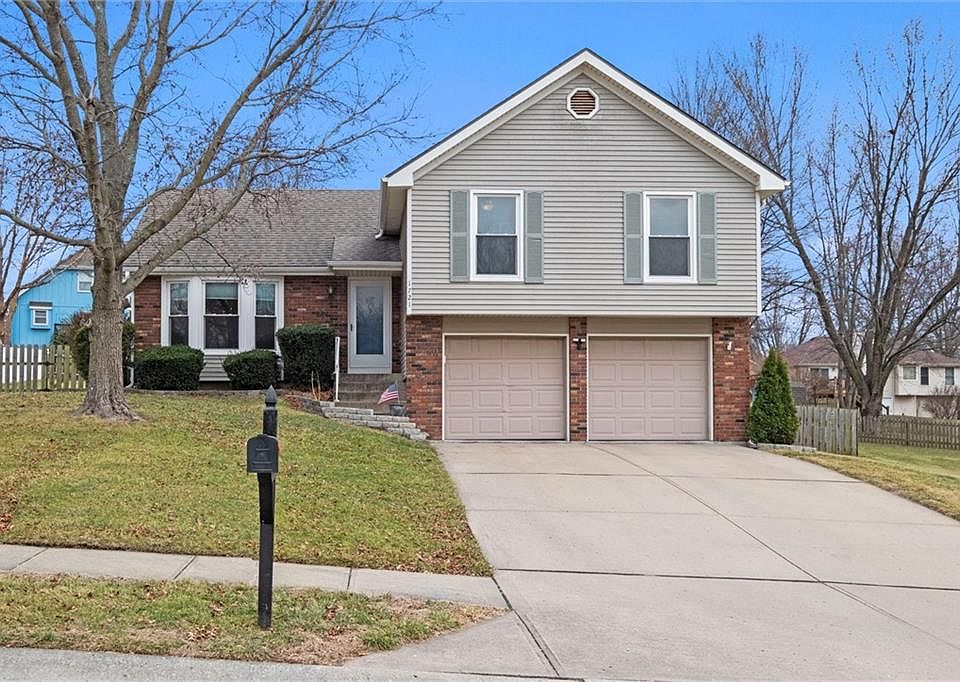 1st image of 1721 Windsor Ln
