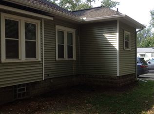 304 W Brooks St, Howell, MI 48843