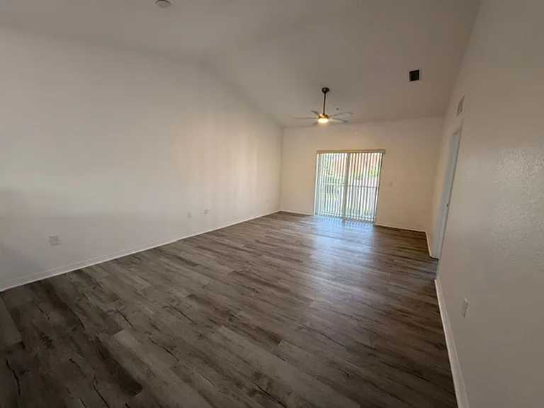 3980 Mediterranea Cir #522 — Photo 3