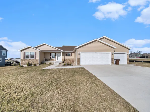 11304 Sand Hill Dr, Grass Lake, MI 49240