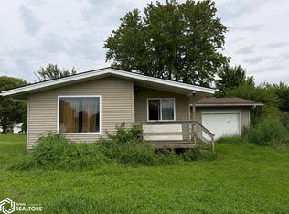 214 SE 3rd St, Morning Sun, IA 52640