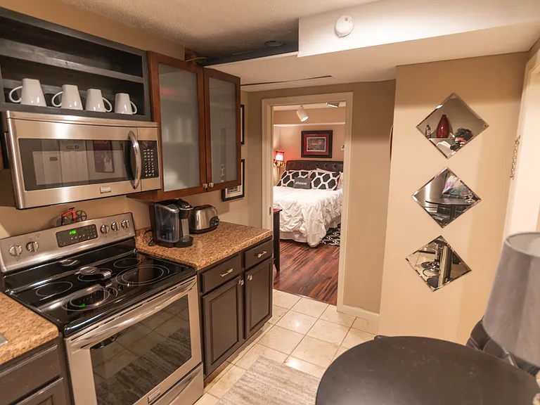 511 Paul St #B — Photo 6