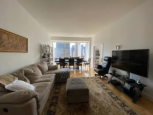 Rented by Compass | media 2