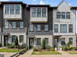 6524 Beacon Dr, Sandy Springs, GA