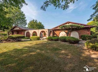 5436 Poplar Dr, Monroe, MI 48161