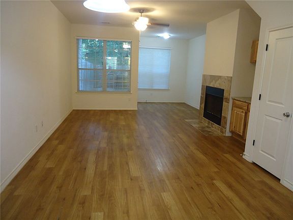 4th image of 400 West St APT C
