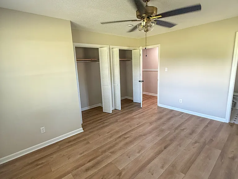 840 Mills Rd — Photo 10