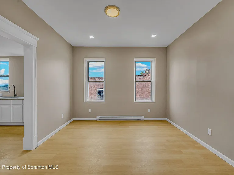 380 Scott St #3 — Photo 11
