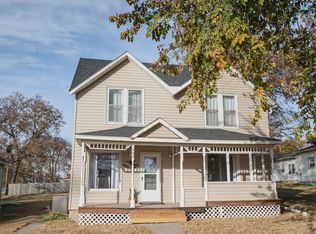108 N Chestnut St, Avoca, IA 51521