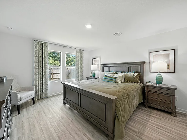 Cullen, Bedroom 1