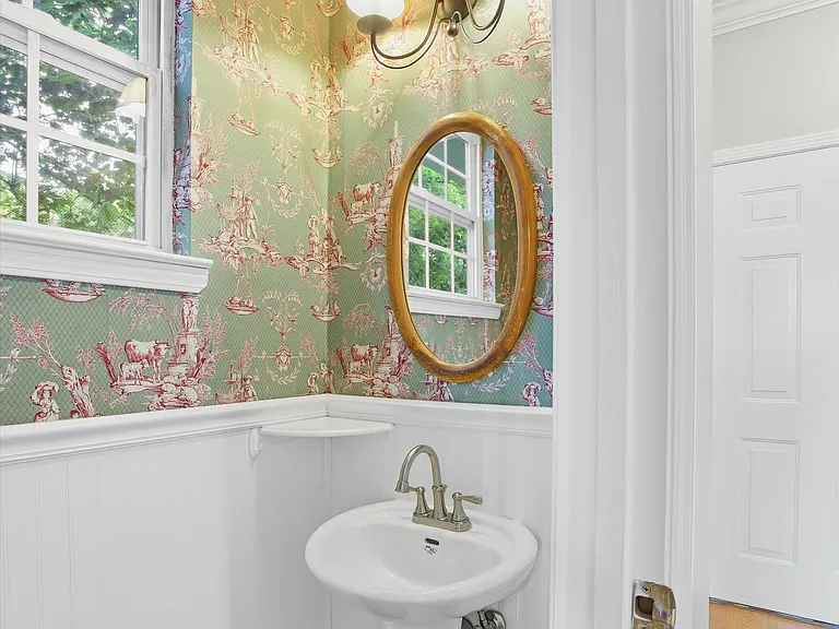 6351 Sea Haven Dr — Photo 9