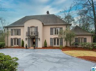 3015 Weatherton Dr, Mountain Brook, AL 35223