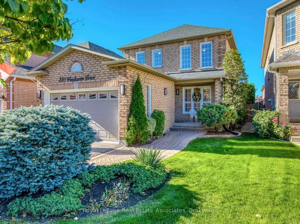 3781 Windhaven Dr N, Mississauga, ON L5N 7V6