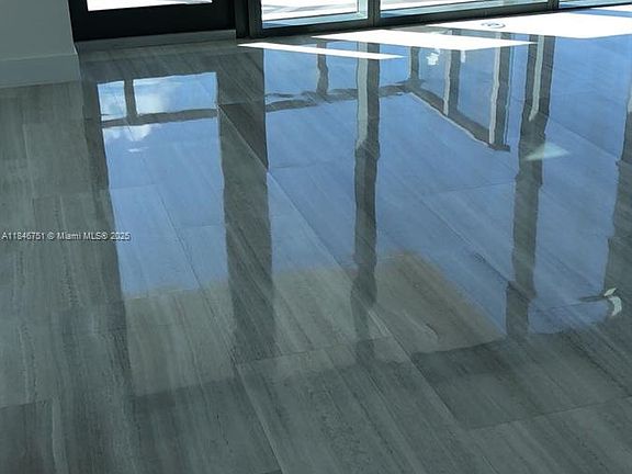 4th image of 1451 Brickell Ave #2304
