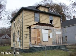 1011 Bemis St, Grand Rapids, MI 49506