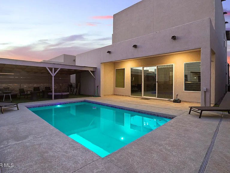 12308 Desert Heights Ct — Photo 27