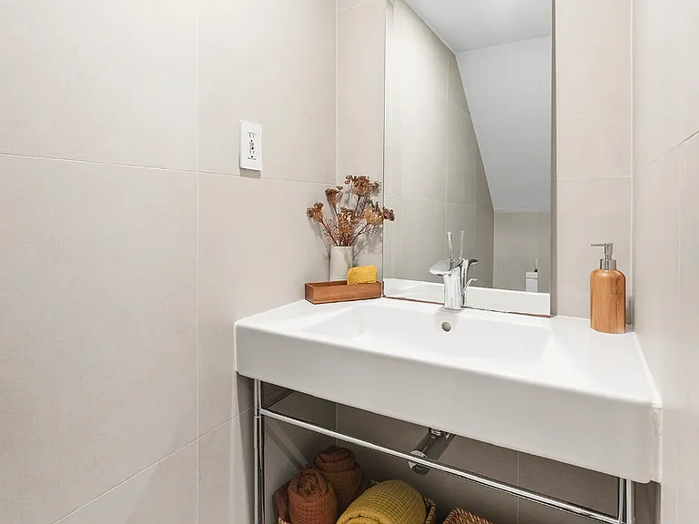 93 Grand St #2 — Photo 5